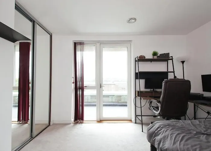 Greenwich O2 Apartment